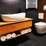 Black&white Villa Kaštel Sućurac