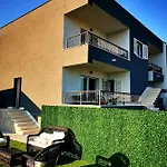 Black&white Villa
