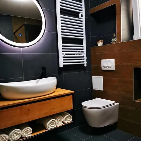 Black&white Villa