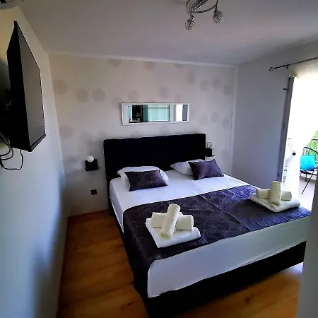 Black&white Villa *