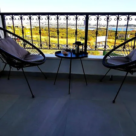 Black&white Villa Kastel Sucurac