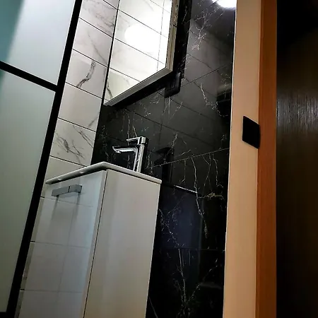 Villa Black&white Kastel Sucurac