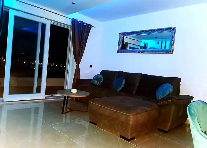 Black&white Willa Kaštel Sućurac