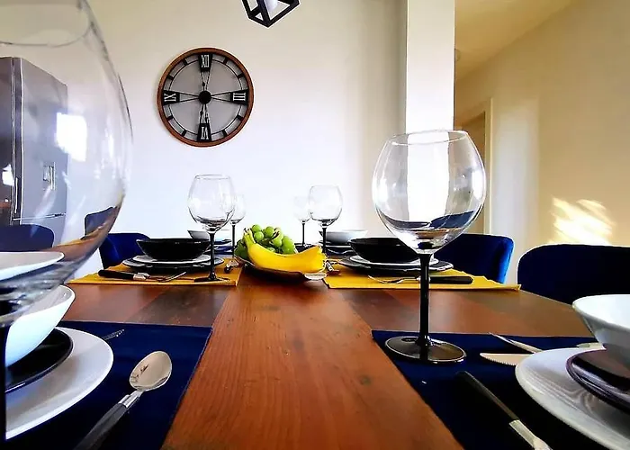Villa Black&white